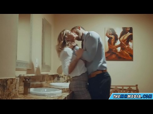 ❤️ Kad te prsata plavuša zavede u javnom zahodu ️❌ Seks kod nas ☑